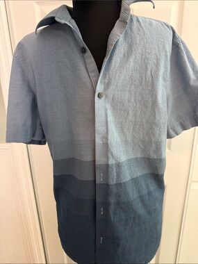 Perry Ellis Blue Gradient Short-Sleeve Button-Down Shirt